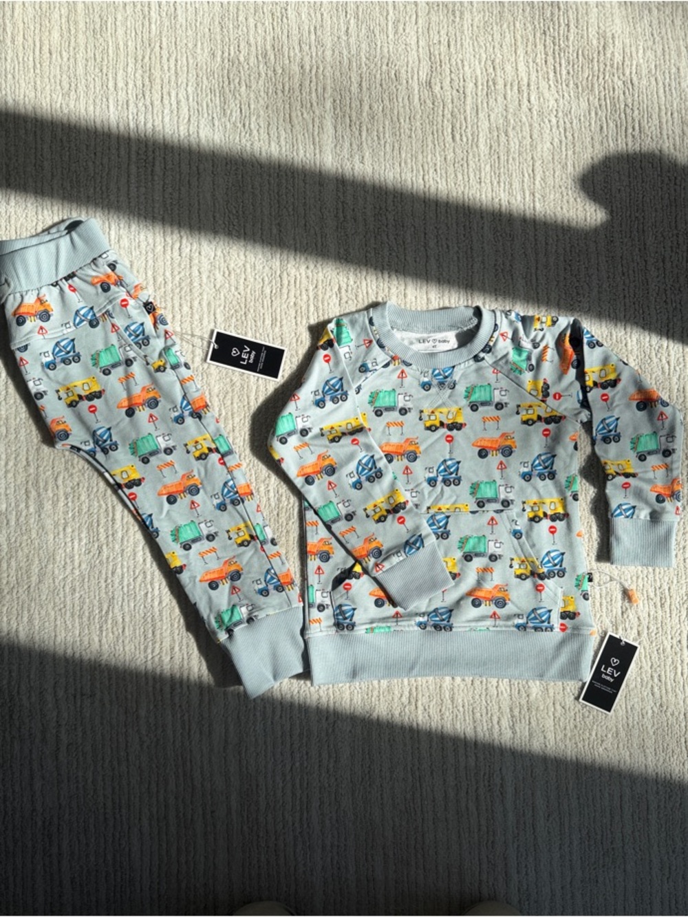 4t Bamboo Set Joggers & Sweatshirt 🛻🚜🚛